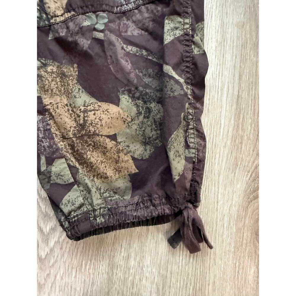 Anthropologie Ripley Utility Cargo Cropped Pant, Floral Camo, women's size 26 - Picture 5 of 6